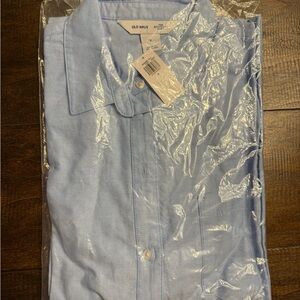Old Navy “The Boyfriend Shirt” - Small NWT